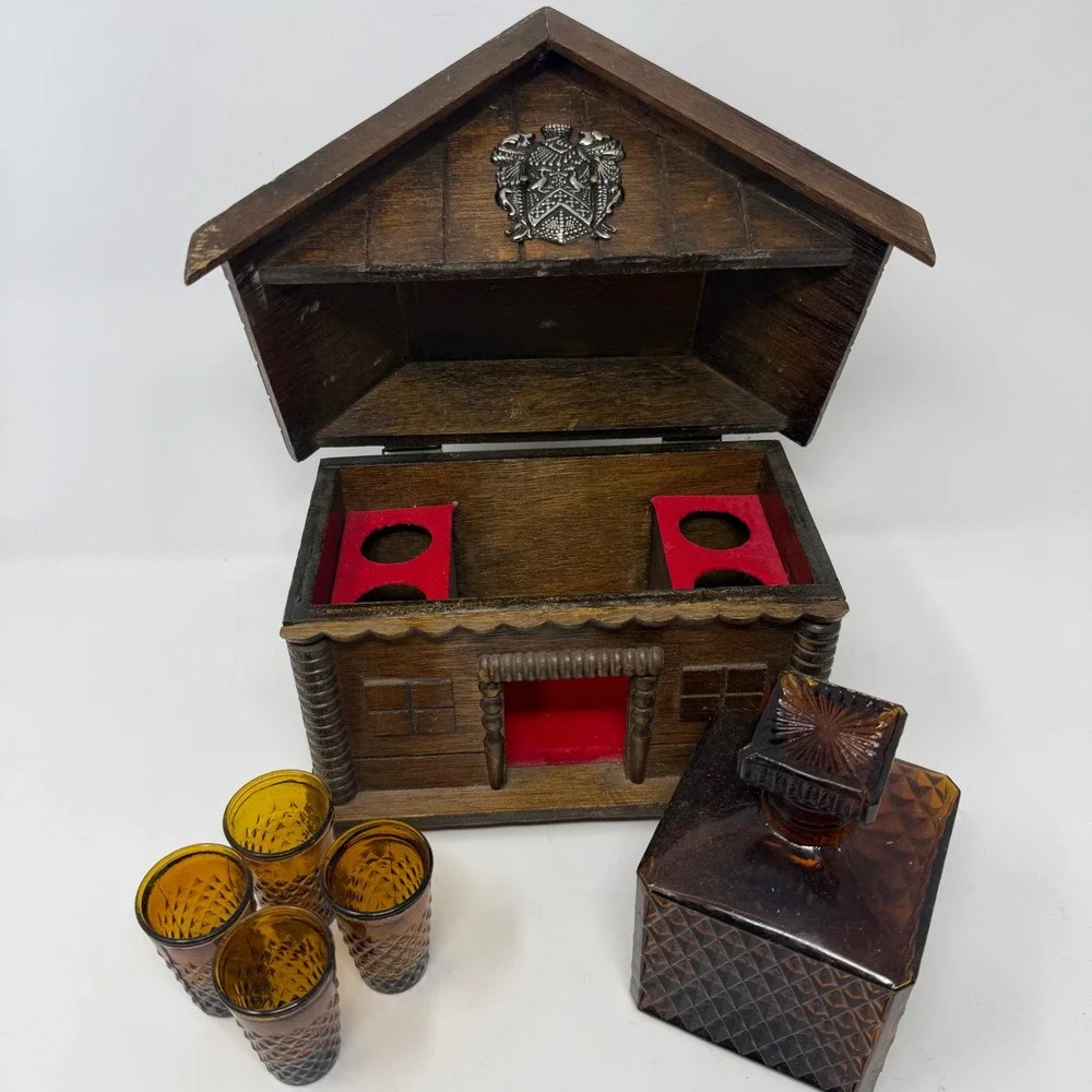 Vintage Wooden Swiss Chalet Decanter Set Amber Glass 4 Shot Glasses Log Cabin